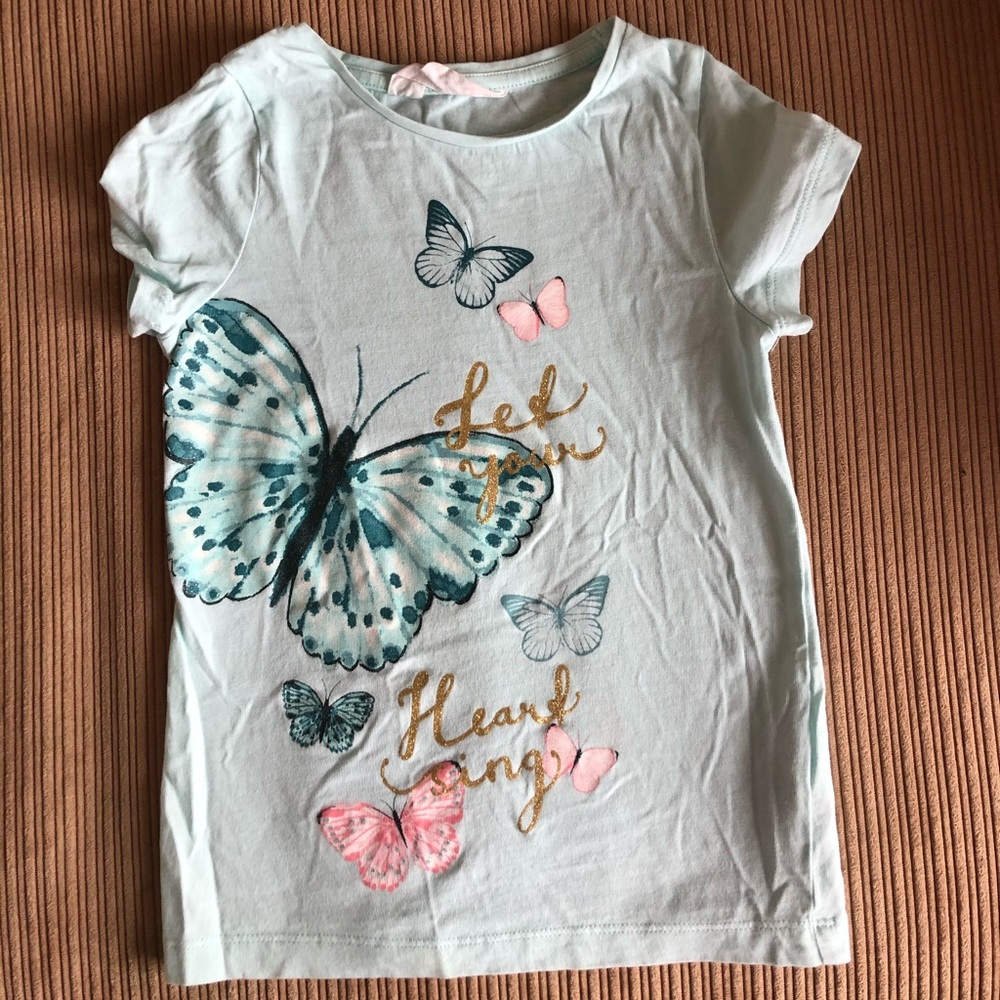 H&M butterfly shirt like new mint condition